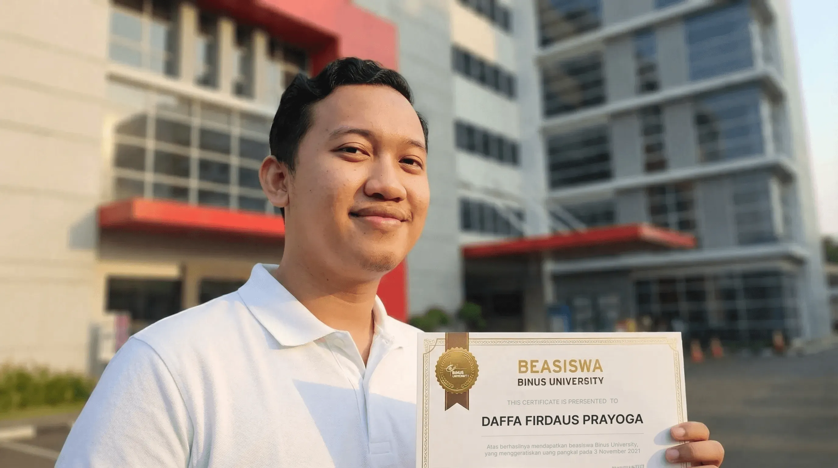 person discussing while standing in front of a large screen in front of people inside dim-lighted room