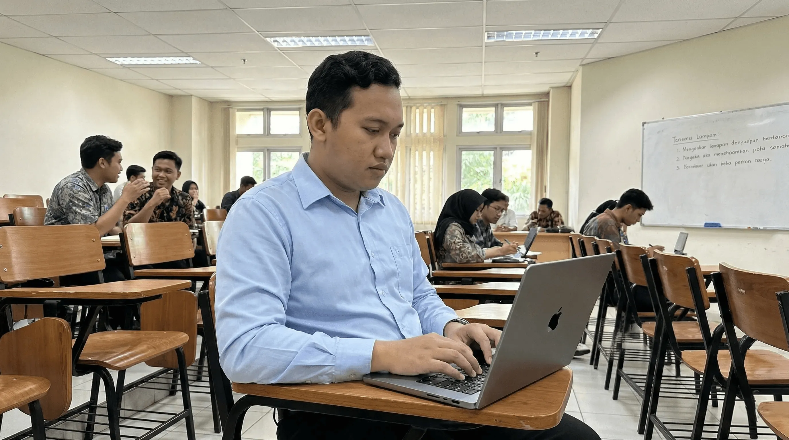 person discussing while standing in front of a large screen in front of people inside dim-lighted room